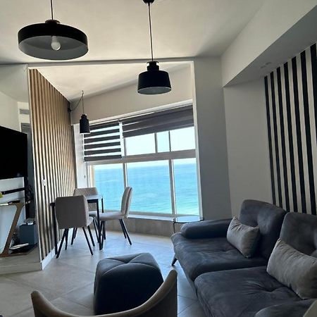 Beachfront Apartment Bat Yam Dış mekan fotoğraf