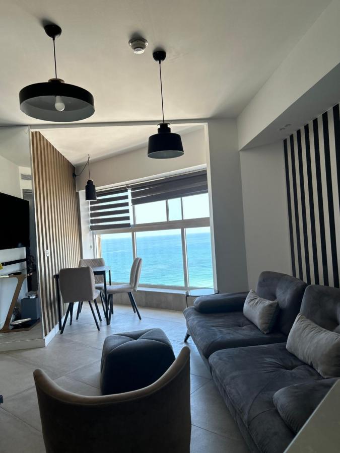 Beachfront Apartment Bat Yam Dış mekan fotoğraf