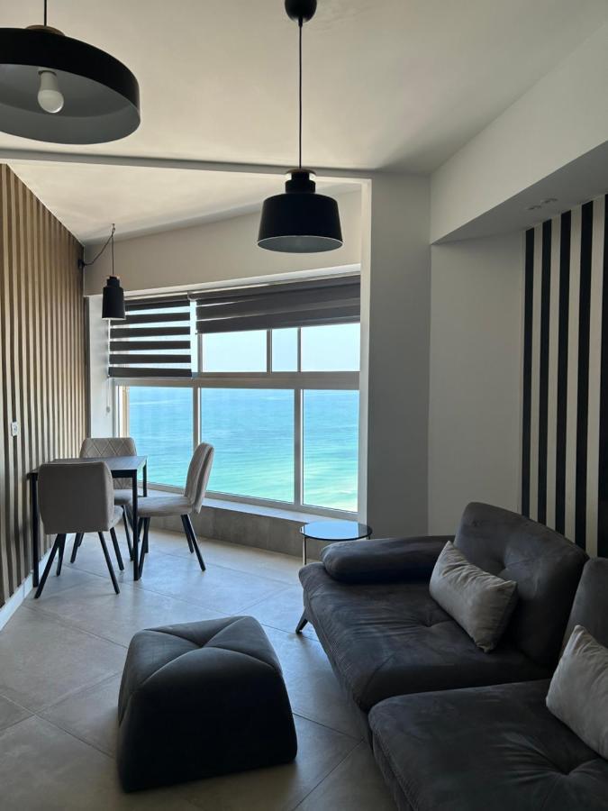 Beachfront Apartment Bat Yam Dış mekan fotoğraf